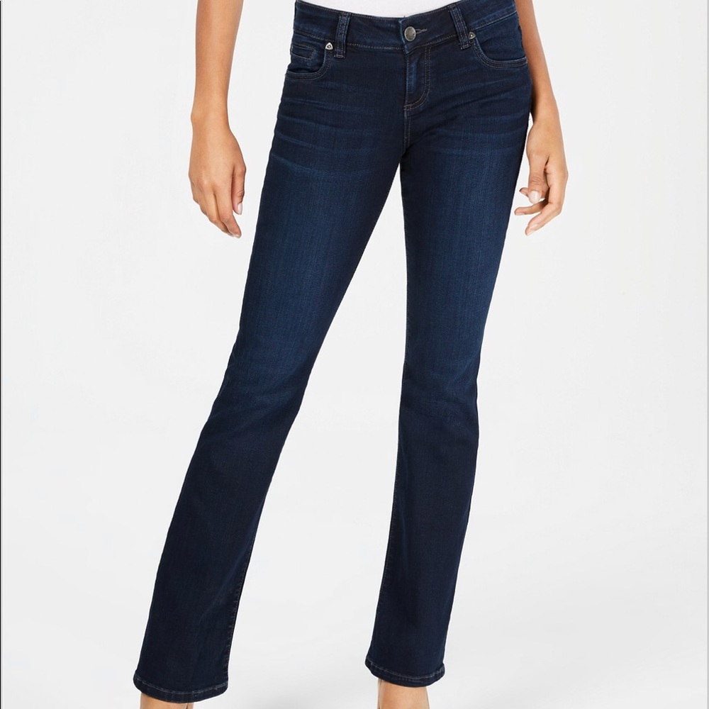 Kut from the Kloth boot cut jeans. Size 6. - Picture 4 of 5